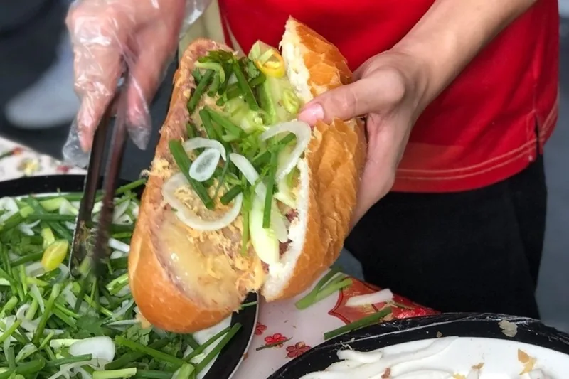 an banh mi nhieu co tot khong