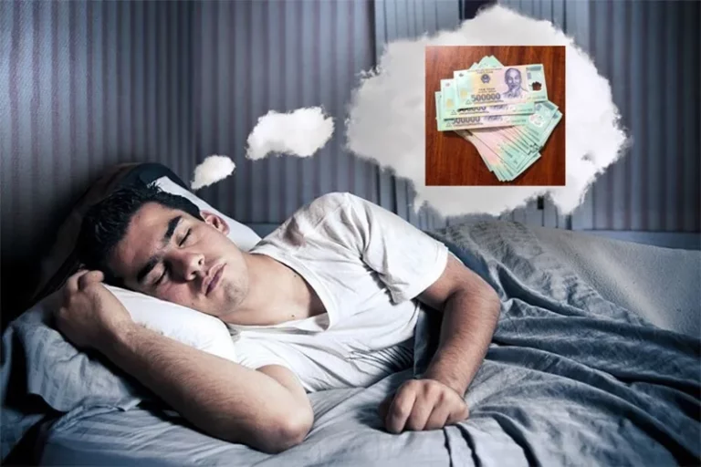 ngu-mo-thay-tien-500k-giai-ma-diem-bao-va-y-nghia-chi-tiet-2